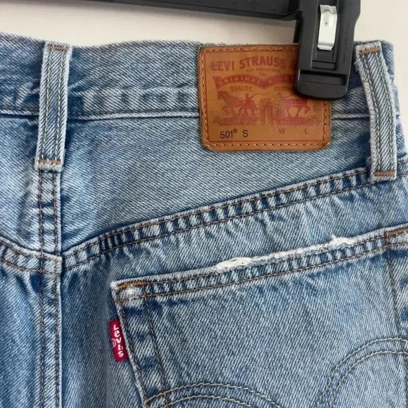 914 Levi's 501S Distressed Jeans Size 26 - Picture 5 of 6
